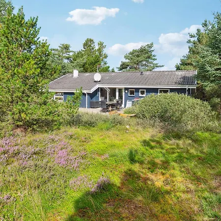 4 Bedroom Amazing In Fjerritslev Holiday home